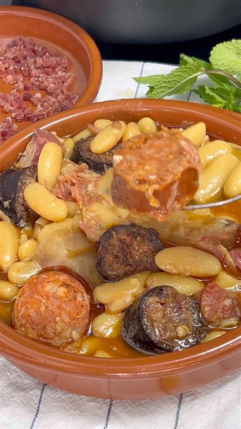 Ingredientes frescos para fabes