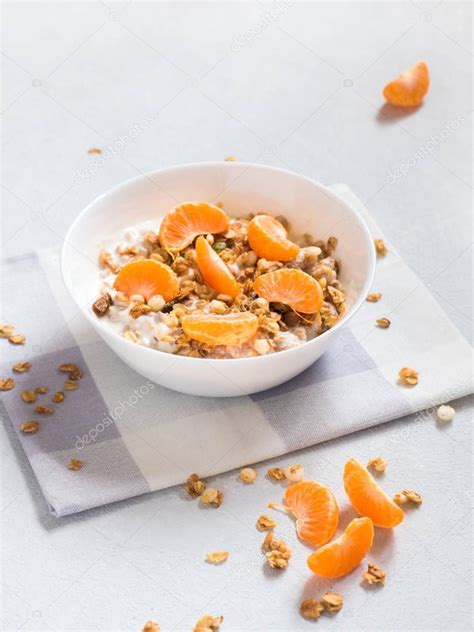 Mandarinas frescas y avena