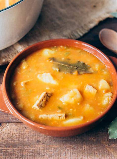 Variedad de guisos sin carne