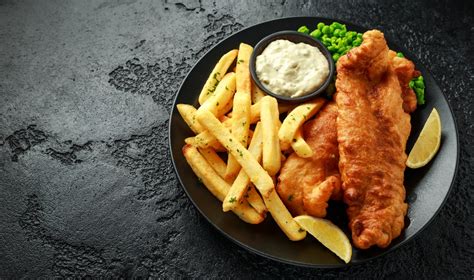 Fish and chips con salsa tártara