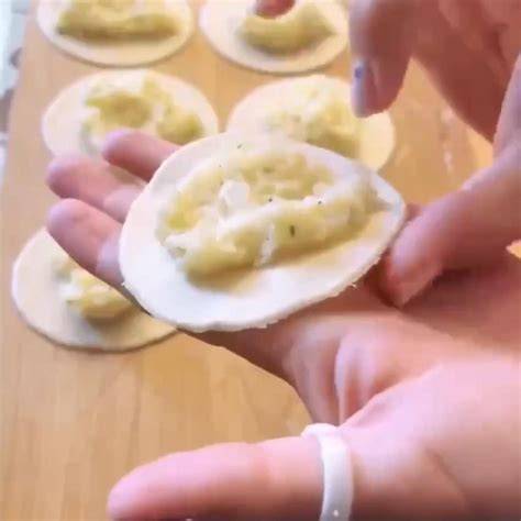 Formas de cerrar las empanadillas chinas