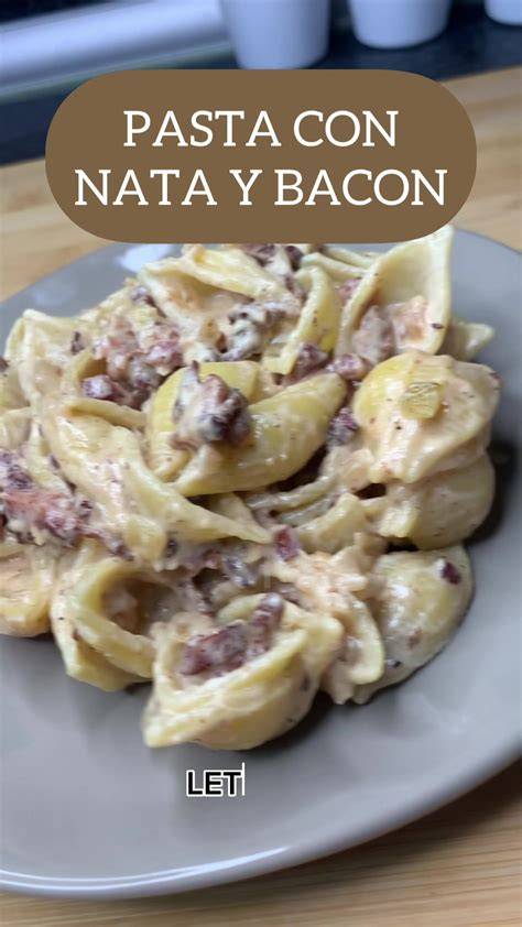 Ingredientes básicos para pasta con nata y nuez moscada