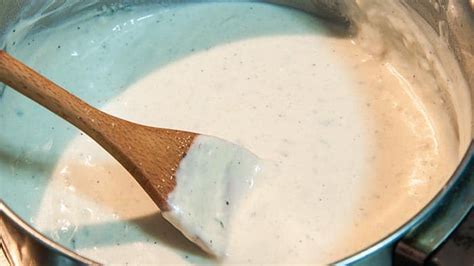 Proceso de preparación de la salsa bechamel
