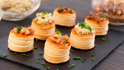 Volovanes de pollo y setas