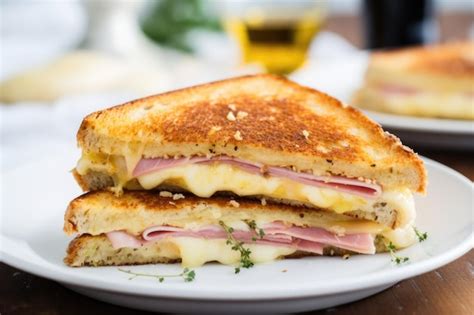 Tostado árabe de jamón y queso