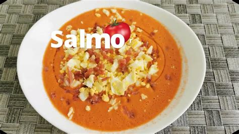 Preparación de salmorejo en batidora