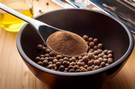Plato caribeño con pimienta de Jamaica