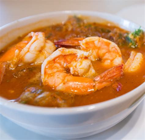 Cocción de la sopa de camarones