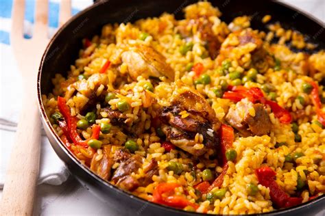 Paella de arroz con zorza terminada
