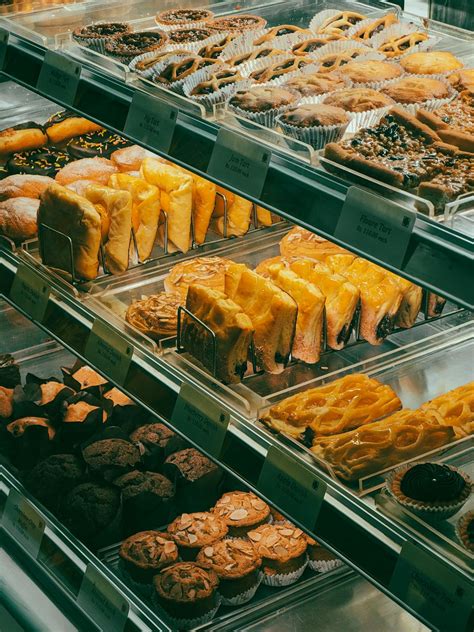 Surtido de productos de panadería artesanal