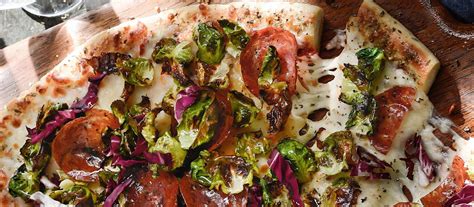 Pizza saludable recién horneada del Chef Bosquet