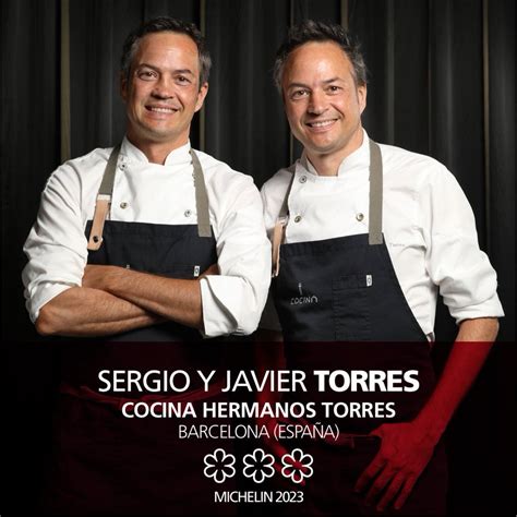Hermanos Torres cocinando gyozas
