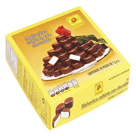 Variedades de bombones de chocolate con rosa