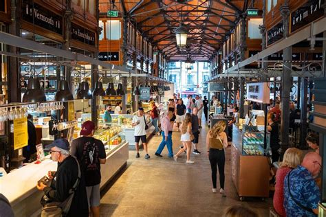 Vista histórica del Mercado de San Antón