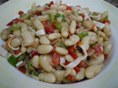 Ensalada de alubias blancas saludable
