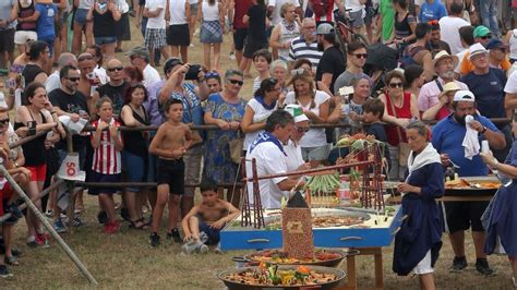 Participantes del Concurso de Paellas de Getxo en Azkorri