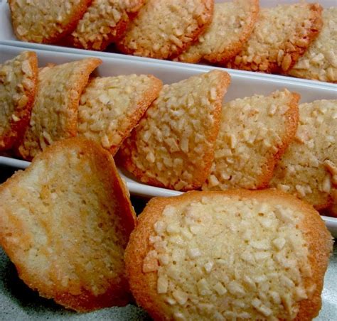 Ingredientes principales para tejas de almendra