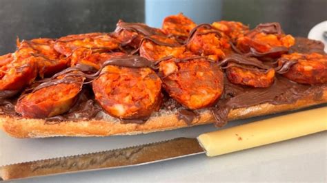 Tosta de chorizo picante y Nocilla