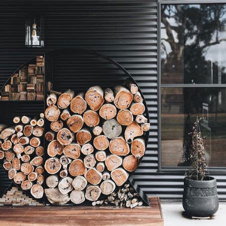 Ideas para almacenar leña de forma decorativa