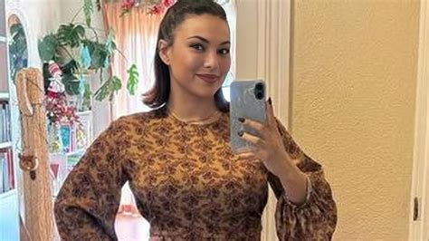 Elisa Mouliáa