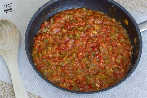 Sofrito de gambas y jamón para el relleno