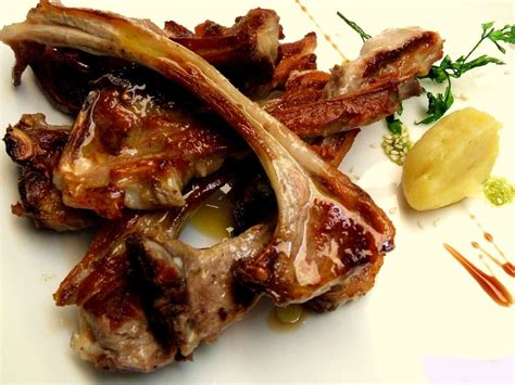 Chuletillas de cordero a la brasa, especialidad riojana