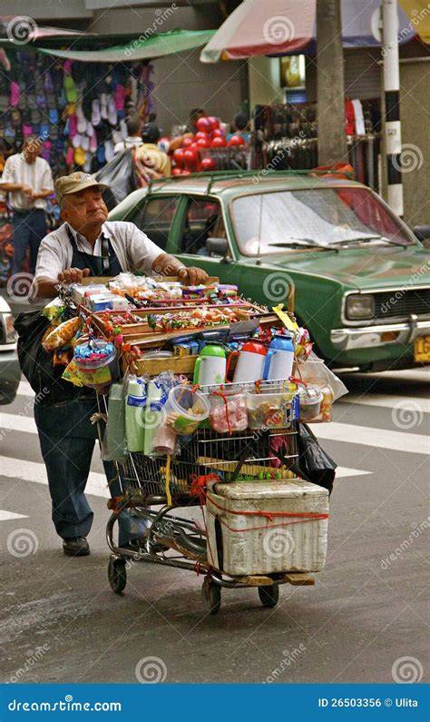 Vendedor ambulante de obleas en Colombia