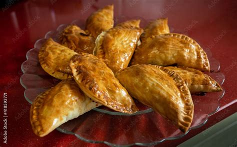 Empanadillas recién horneadas