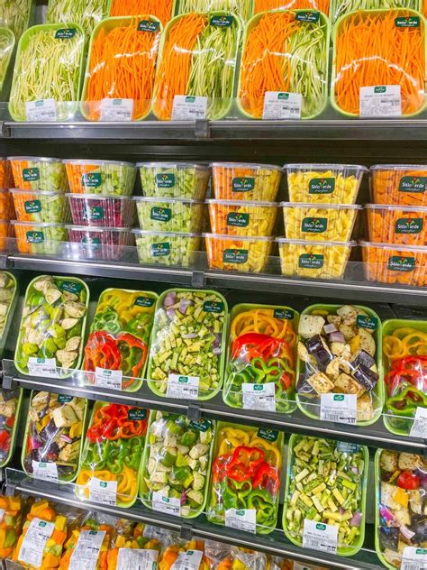 Frutas y verduras embaladas con malla tubular