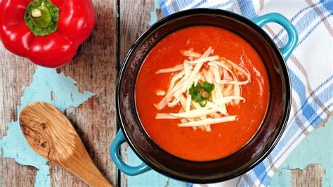 Sopa cremosa de pimientos rojos