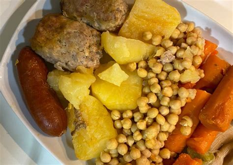 Cocido con repollo y verduras en olla express