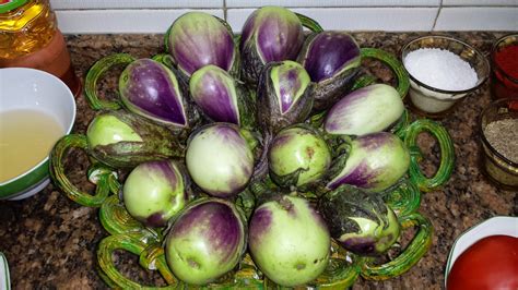 Proceso de elaboración tradicional de las berenjenas de Almagro