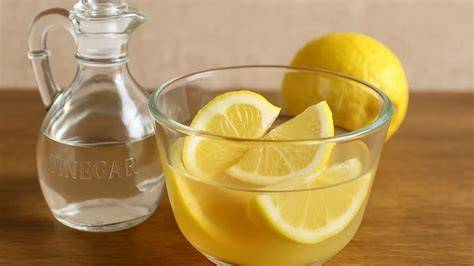 Limón y vinagre para limpiar