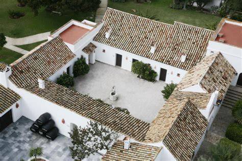 Cortijo andaluz en ruinas
