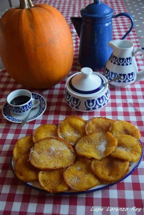 Chulas de calabaza espolvoreadas con azúcar y canela