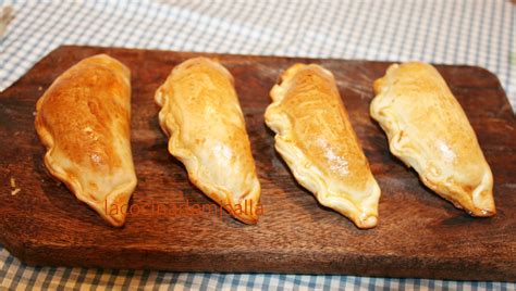 Empanadillas de mejillones y queso