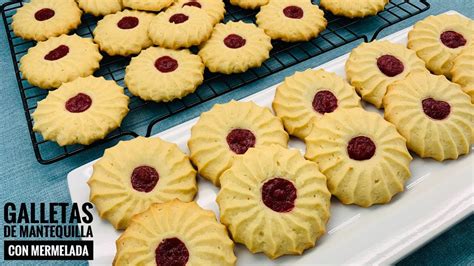 Galletas de mantequilla rellenas con forma de tulipán