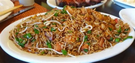 Proceso de cocción del arroz chino venezolano