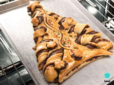 Árbol de Navidad de hojaldre con chocolate