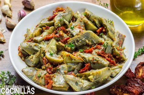 Plato de Alcachofas confitadas con tomate seco