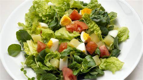 Tipos de verduras y aderezos en las ensaladas de McDonald's