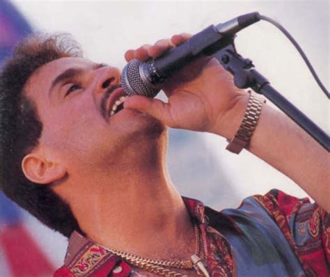 Frankie Ruiz cantando en vivo