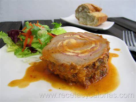 Redondo de ternera relleno, plato principal, cocina casera