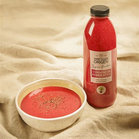 Envases de gazpacho de remolacha Ametller