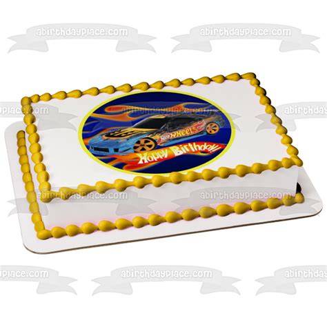 Oblea comestible rectangular de Hot Wheels sobre una tarta de cumpleaños