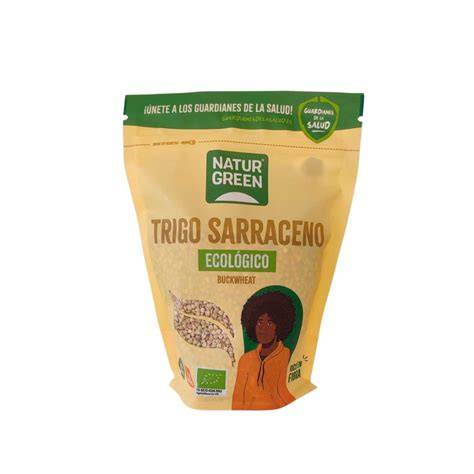 Campo de trigo sarraceno con sello ecológico
