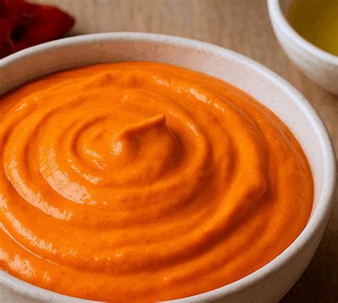 Mayonesa de pimiento asado para ensalada