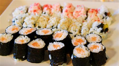 Sushi casero y rollitos