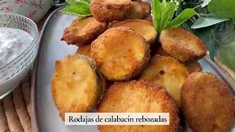 Rodajas de calabacín rebozadas en huevo