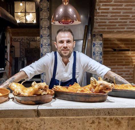 Chef Gonzalo de Pedro en su restaurante El Pedrusco de Aldealcorvo